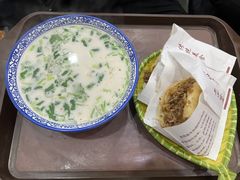 -穆得·老周家牛肉烧饼(普利街店)