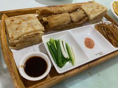 -闻道食府烙饼卷带鱼(原车耳营店原大觉寺店)