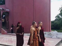 -ခြောက်ထပ်ကြီးရွှေသာလျောင်းဘုရားကြီး