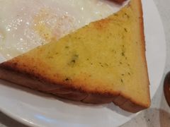 -香港新发烧腊茶餐厅(水围店)