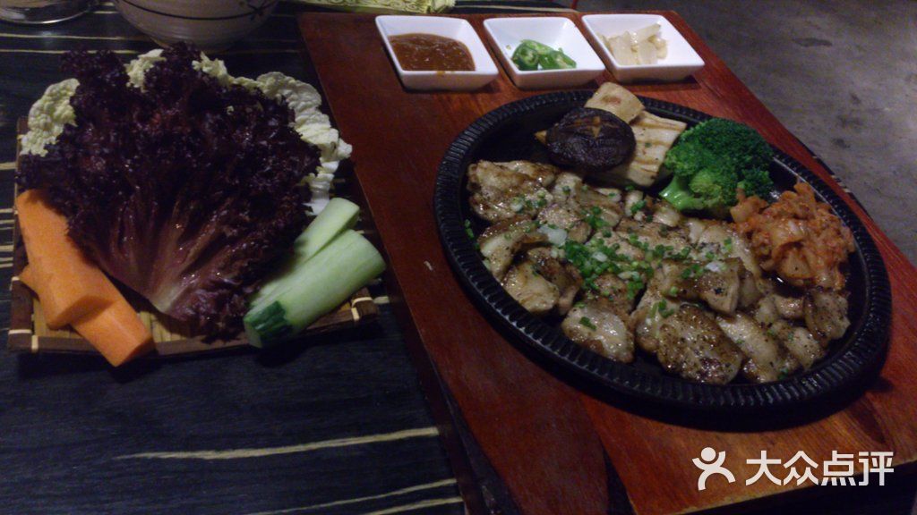 韩式铁板烤五花肉