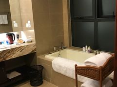 -上海怡沁园度假酒店