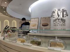 -LADY FAFA(巨鹿路陕西南路路口店)