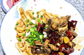 Spicy Chicken Knife-Sliced Noodles