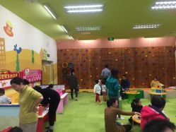 -莫莉幻想儿童乐园(武汉经开永旺店)