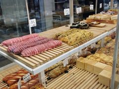 -焙丽拾光(麦凯乐直营店)