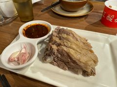 手抓羊肉半斤-贯贯吉·清真餐厅(浙江中路店)