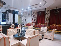 -皇马纯KTV·量贩·聚会(民治店)