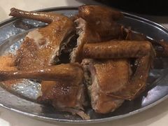 酥炸乳鸽-美兰春记食店·龙舌坡红烧牛肉