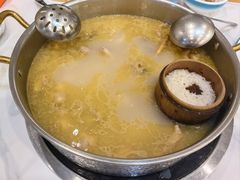 -朴小妹人参鸡汤火锅(长白山万达店)
