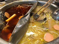 -肖肖酸萝卜鱼火锅(总店)