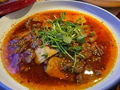 片片水煮牛肉-川流不息·地道川菜·小龙虾(新松江路店)
