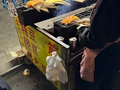 -劳动公园新疆人烤腰子
