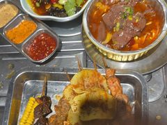 -马路牙子烧烤音乐酒馆(望京店)