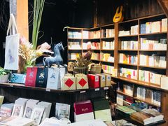 -良友书坊(安徽路店)
