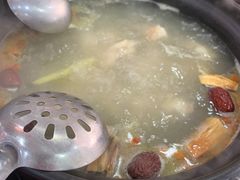 -濠轩阁特色生蚝火锅(水湾路店)