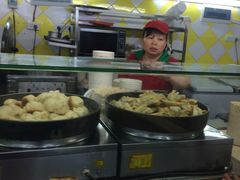 自助取餐区-户部巷小吃(中商徐东平价广场店)