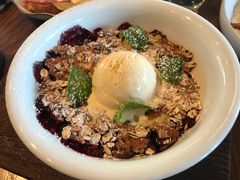 -ROAST coffee & eatery