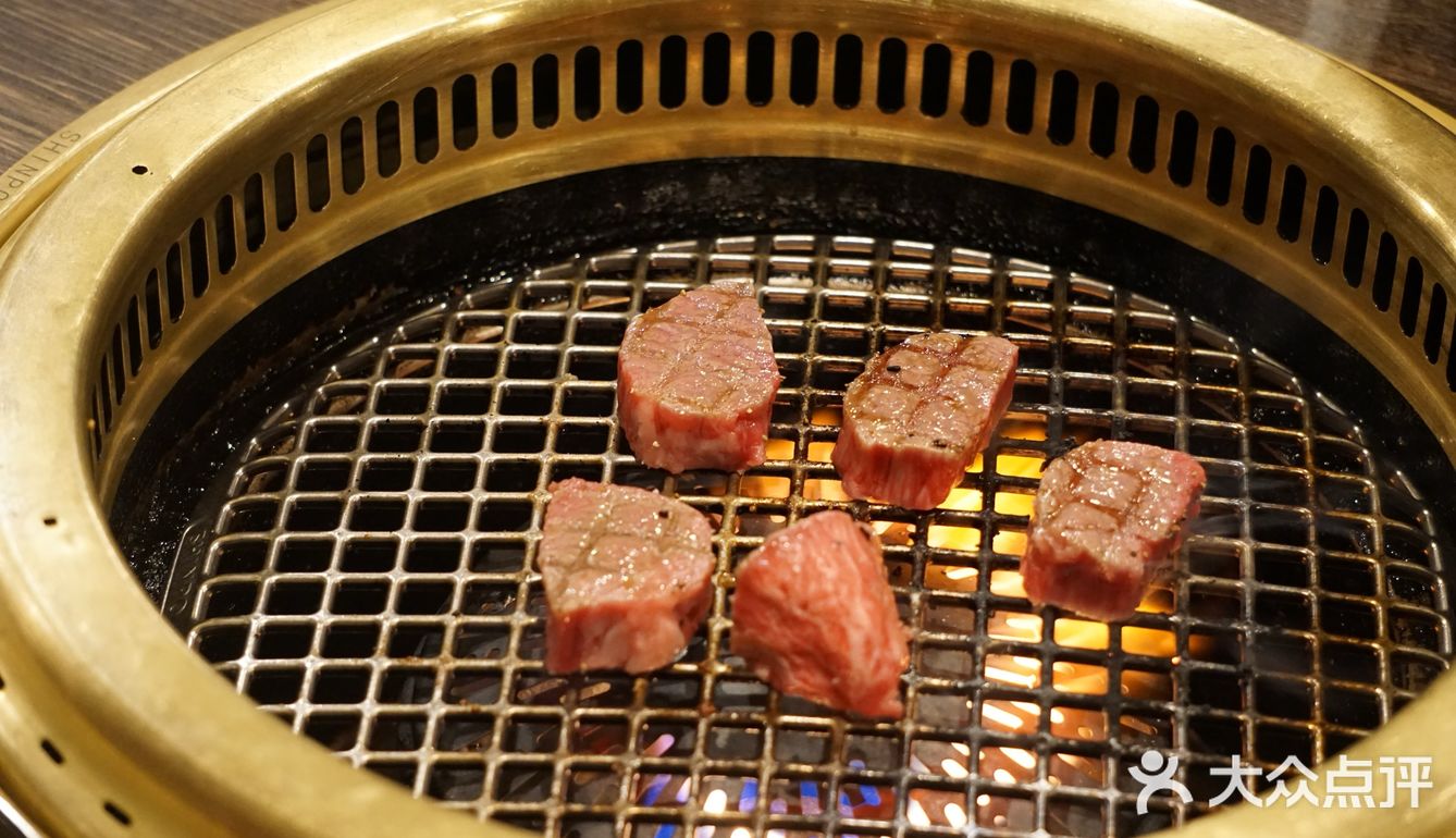 日式料理：一口纯正和牛