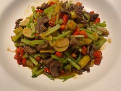 -十二饭点·川菜(北站圆融店)