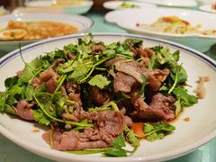 香菜拌肥牛-盛福楼·惠山宴(盛岸路店)
