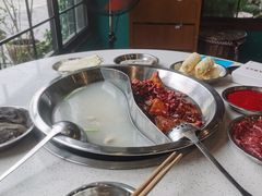 -老成都市井火锅阿泥頭火锅公司(海宁长安佳源中心广场店)