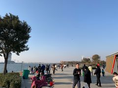 -郑东新区龙湖公共艺术中心