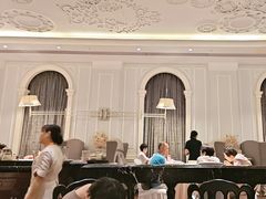 -王府井酒店(金桥港湾店)