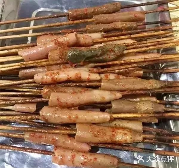 小红桶烧烤(烟台芝罘医院总店)图片