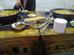 -石灰市毛记烧鸡公(解放碑店)