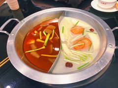 畅吃鸭血-吴记老锅底麻辣火锅(福州路店)