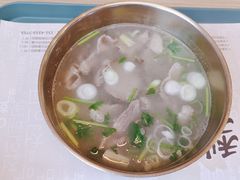 -梨花牛肉汤饭(仁恒伊势丹店)