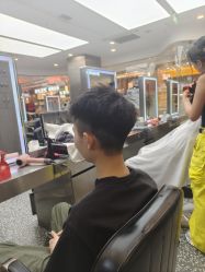 -川和潮人