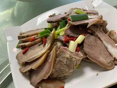 -墨脱石锅椰子鸡•香草鸭•东山羊(大东海店)