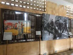 -吐斯廉屠杀博物馆