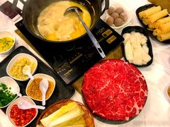 -鲜入围煮花胶鸡海鲜火锅