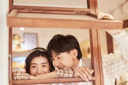 -易摄影婚纱摄影工作室