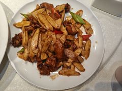 -车之谷·汽车文化主题餐厅(汽开店)