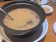 -莲餐厅·湖北菜·潜江小龙虾店(愚园路店)