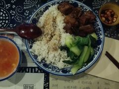 -蜗牛小馆醉乡民谣云南菜(惠新西里店)