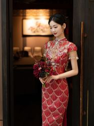 -LOVINA洛维娜婚纱礼服