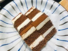 -枝魯枝魯自助料理
