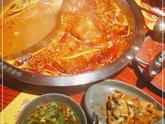 -谭鸭血老火锅(远大购物广场店)