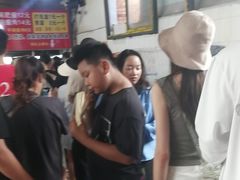 -正宗杨记普洱酸醋米线(总店)
