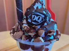 巴旦木巧克力冰激凌杯-DQ·蛋糕·冰淇淋(大宁国际商业广场店)