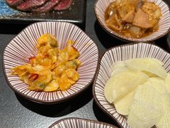 -铭牛烧肉·和牛海鲜自助(高新月牙湖店)