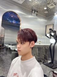 -Tloml salon