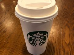 香草拿铁-星巴克臻选(青岛麦凯乐分店)
