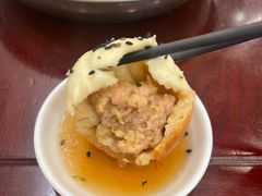 特色生煎-三两春(浦三路店)