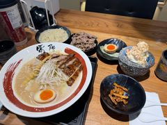 -雷门拉面·现熬骨汤(凯德来福士店)